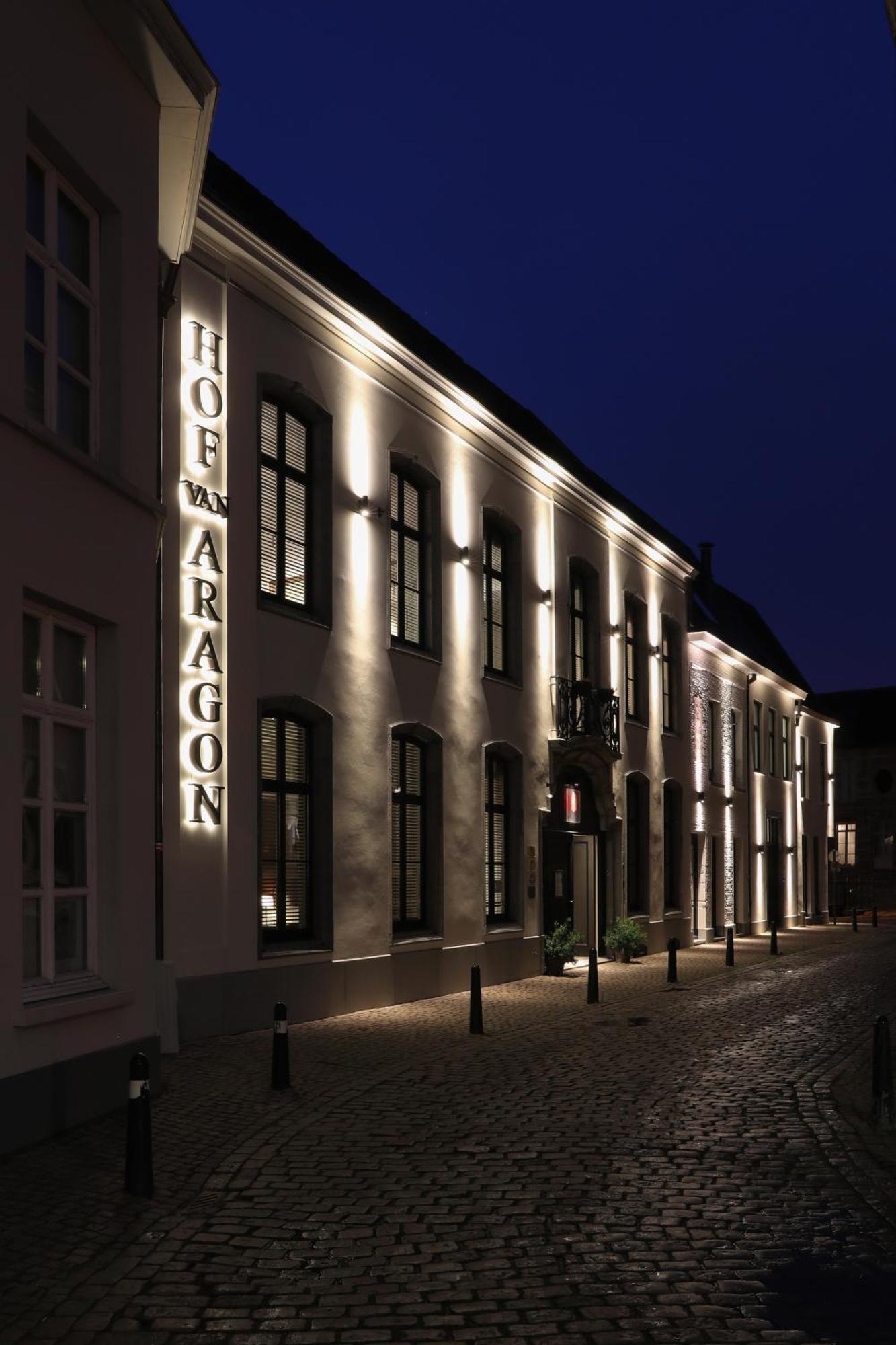 Hotel Hof Van Aragon เลียร์ ภายนอก รูปภาพ